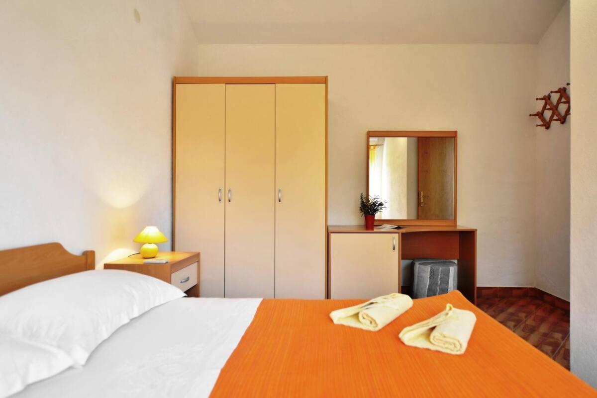 Apartments Katarina Bol Ngoại thất bức ảnh