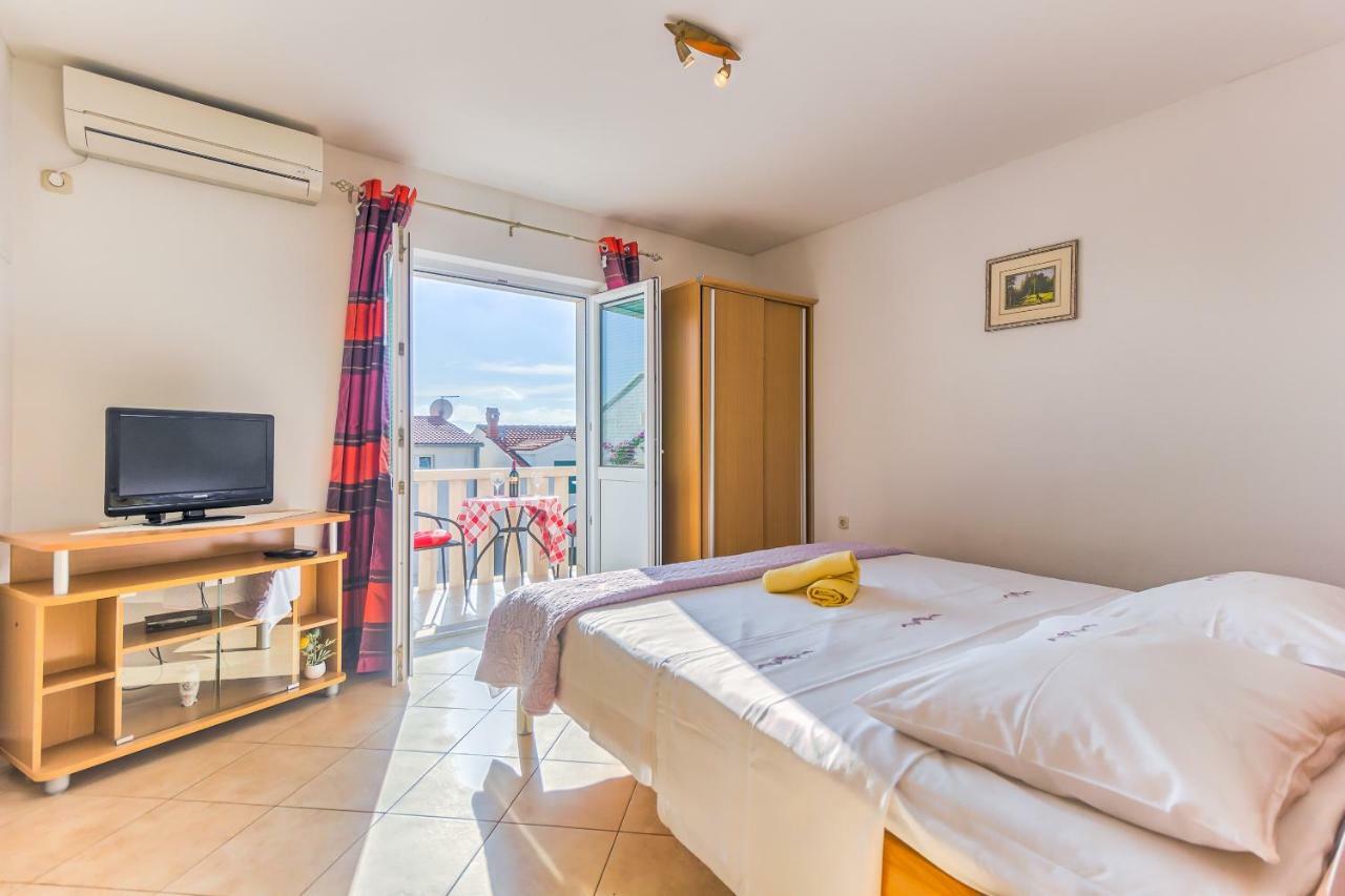Apartments Katarina Bol Ngoại thất bức ảnh